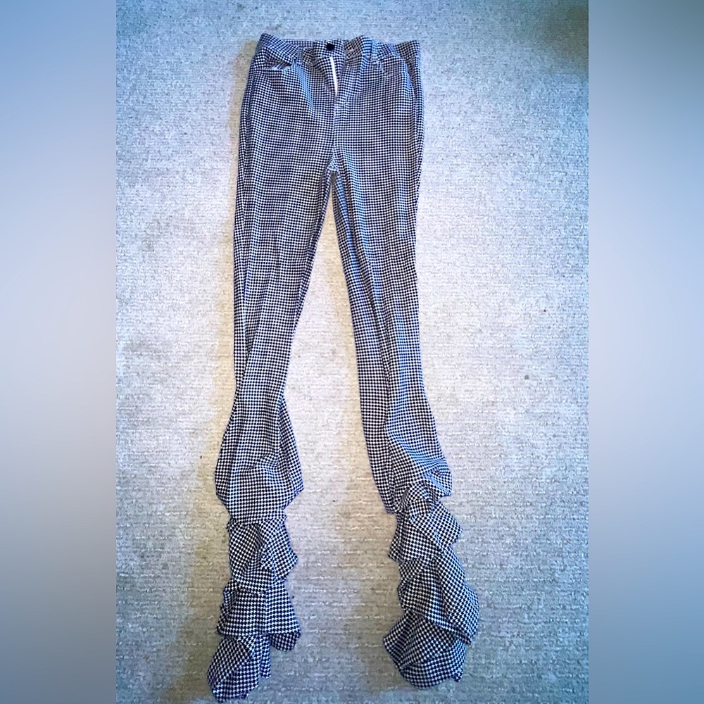 Plaid high waist cotton, scrunchy bottom ,stretchy pants.